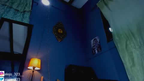 Snapshot of alejo_323__ chatting on September 13, 2:03 am alejo_323__ online show from September 13, 2:03 am