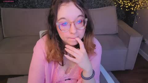 Aleks online show from April 28, 2:27 am