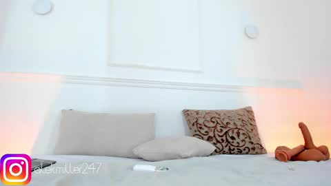 Aleksandra  online show from March 10, 3:30 pm