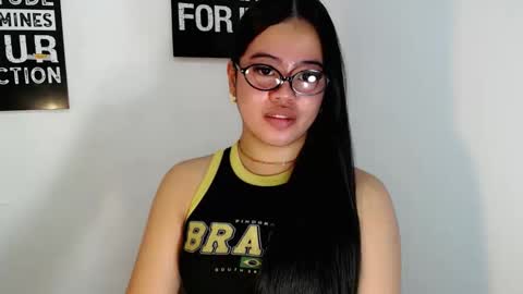 alesha_vibe_me online show from April 20, 9:40 pm