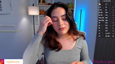 alesia_bianco online show from December 3, 8:44 pm