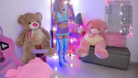 Alessa online show from November 6, 7:06 pm