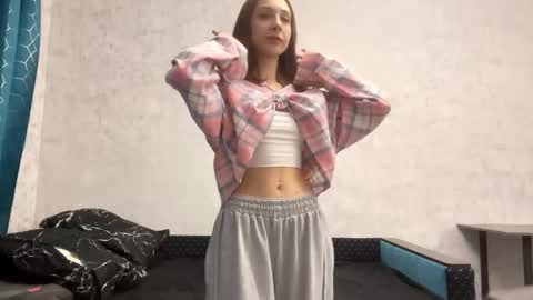 Emma online show from February 26, 1:25 pm