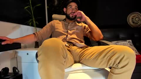 ALESSANDRO  WYE online show from September 14, 10:38 am