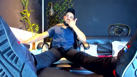 ALESSANDRO  WYE online show from February 17, 2:32 am