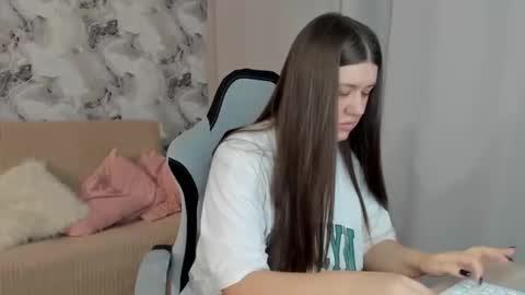 Aletta Oushen online show from October 17, 2:21 pm