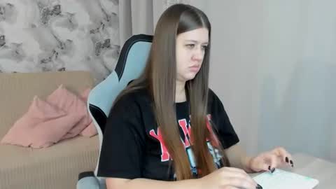 Aletta Oushen online show from October 5, 3:08 pm