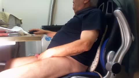 alex47100 online show from December 10, 3:33 pm