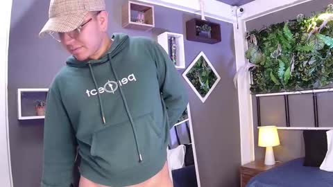 Alex online show from March 5, 3:29 pm