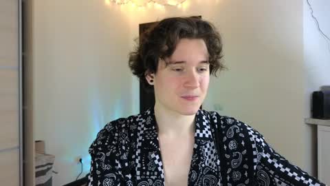 FAVORITE online show from January 9, 4:08 am