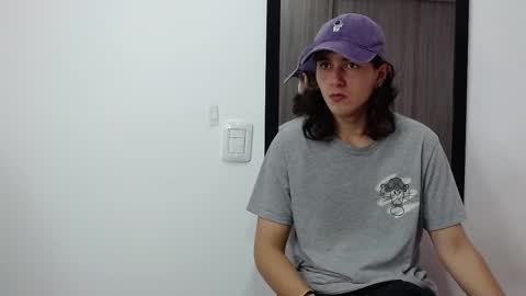 Snapshot of alex_connorr chatting on February 14, 8:37 pm alex_connorr online show from February 14, 8:37 pm