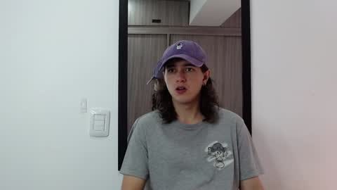 Snapshot of alex_connorr chatting on February 6, 4:58 pm alex_connorr online show from February 6, 4:58 pm