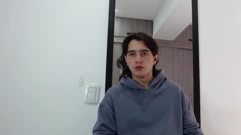 Snapshot of alex_connorr chatting on February 26, 3:21 pm alex_connorr online show from February 26, 3:21 pm