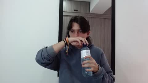 Snapshot of alex_connorr chatting on February 19, 3:49 pm alex_connorr online show from February 19, 3:49 pm