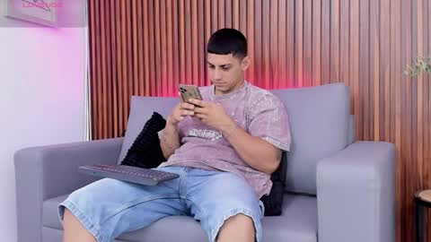 alex online show from March 19, 12:10 pm