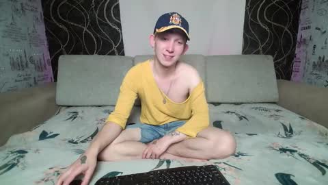 Snapshot of alex_foxy_man chatting on October 4, 2:37 pm Alex online show from October 4, 2:37 pm