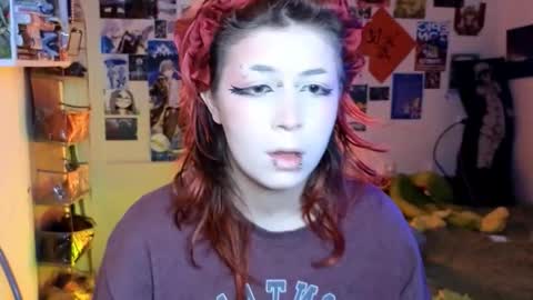 alex_howell online show from December 5, 8:17 pm