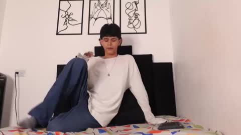 alex_mark_ online show from March 9, 1:59 pm