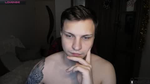 alex_milson online show from December 18, 2:51 am