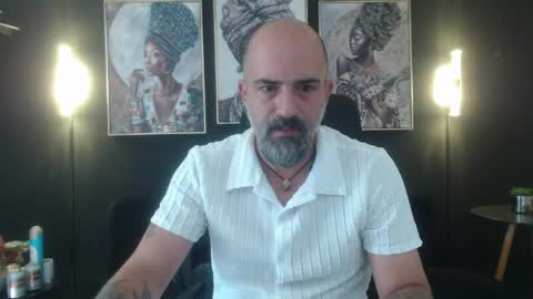 Alex Saints online show from April 21, 5:09 pm