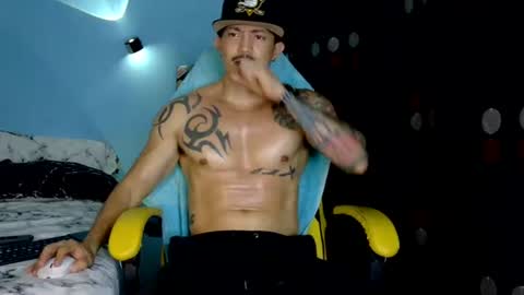 alex_sthorm online show from June 28, 12:06 am
