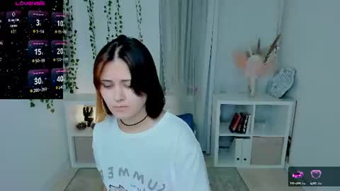 alexa_lexi online show from June 30, 10:47 am