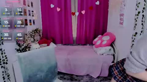 alexa_lexi online show from July 7, 10:52 am
