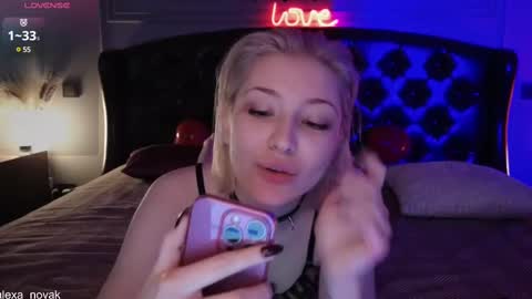 Snapshot of alexa_novak chatting on February 15, 4:47 am Alexa online show from February 15, 4:47 am