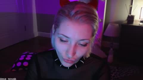 Snapshot of alexa_novak chatting on March 7, 4:56 am Alexa online show from March 7, 4:56 am