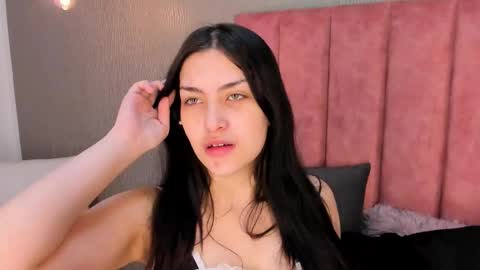 Alexa Thaylor online show from October 28, 3:35 pm