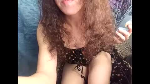 Snapshot of alexablu00 chatting on October 24, 3:35 pm AlexaBlu online show from October 24, 3:35 pm