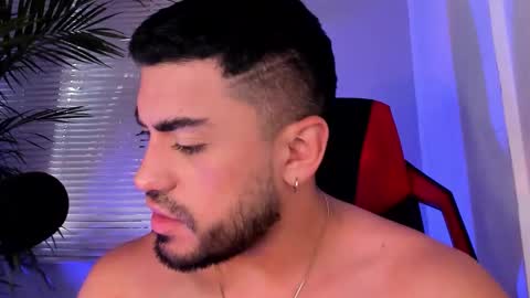 Alexander Diaz online show from October 11, 3:48 pm