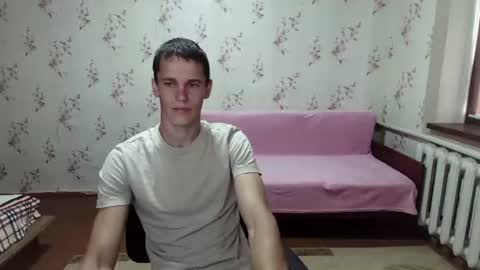 alexanderstrongs online show from July 18, 9:22 am