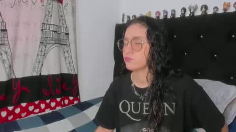 alexandra clauss online show from June 7, 9:31 pm