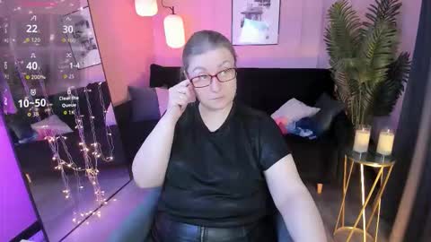 Alexandra online show from March 1, 8:46 pm