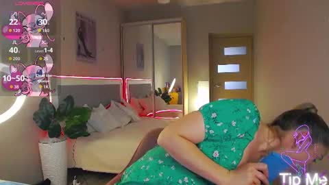 alexandracandy online show from July 14, 2:00 pm