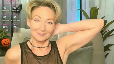 Alexandra online show from October 31, 1:11 pm