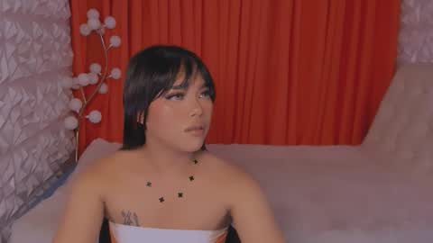 alexandrafoster online show from March 14, 2:32 pm