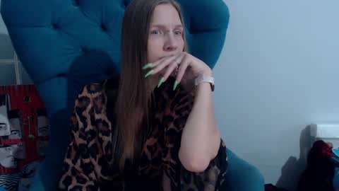 Alexandra online show from February 26, 9:20 pm