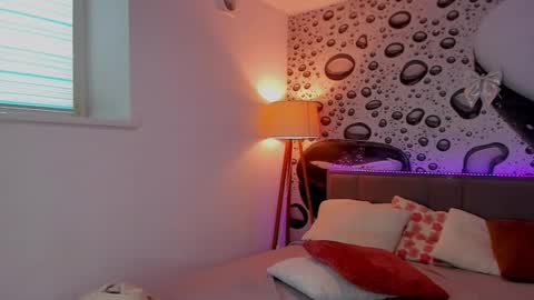 AlexaWilds online show from February 21, 12:08 pm