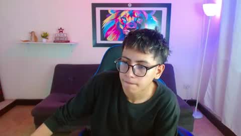 alex online show from June 17, 2:11 pm