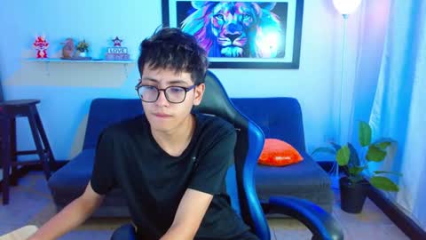 alex online show from July 28, 7:39 pm
