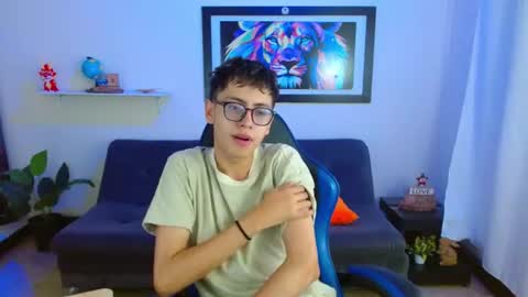 alex online show from June 25, 1:27 pm