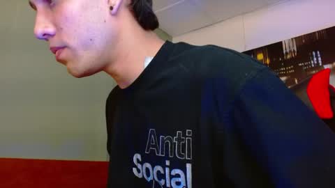 alexgiraldo__ online show from July 1, 1:36 am