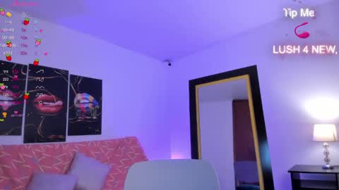 Alexia online show from April 16, 9:39 pm