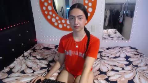 -- ALEXIS -- online show from January 7, 1:21 am