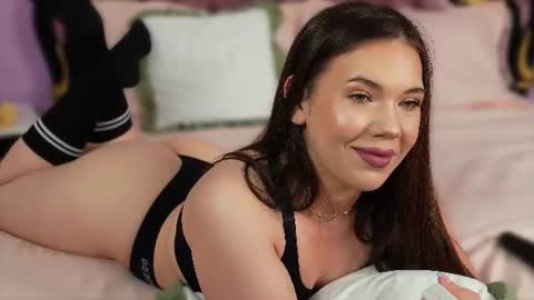 Alexis online show from July 4, 6:00 pm