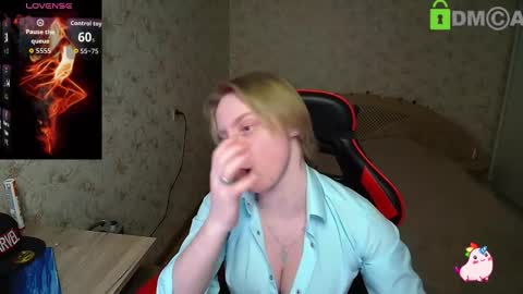 Alexis online show from March 5, 9:02 pm