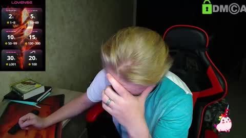 Alexis online show from October 1, 9:24 pm