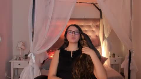 alexis_scott__ online show from June 11, 4:32 am
